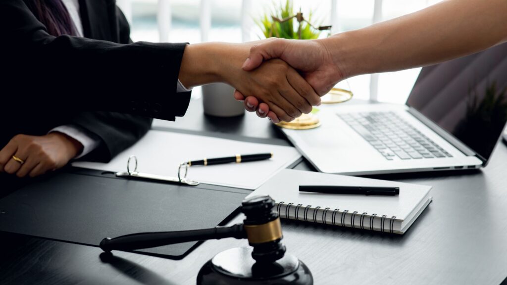 Advantages of Working With a Professional Bail Bondsman