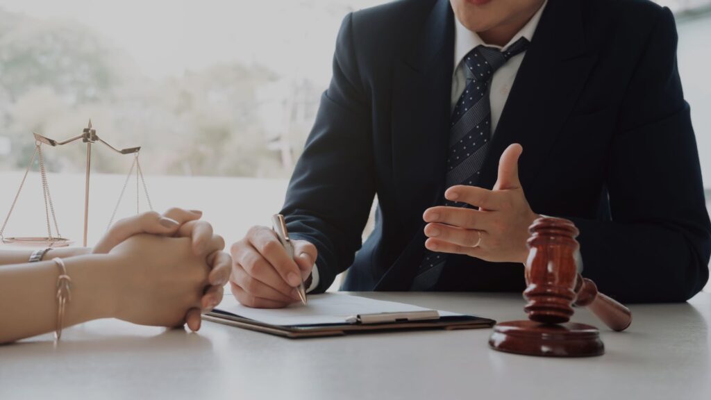 How Bonds Bail Bonds Of Alabama Works with Attorneys